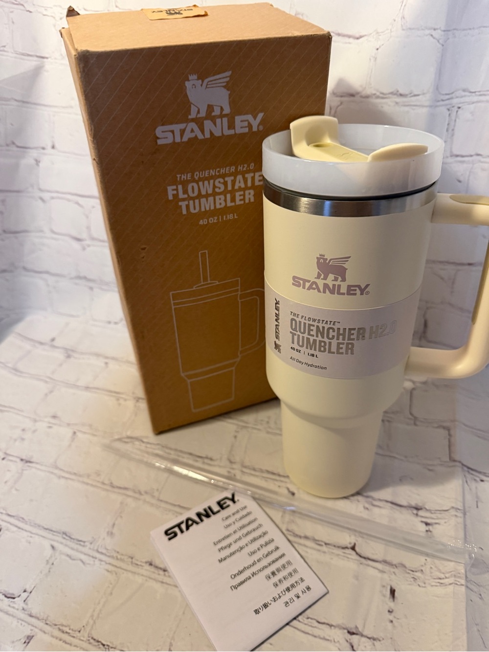 ✨Stanley The Quencher H2.0 FlowState™ Tumbler 40 OZ New in Box